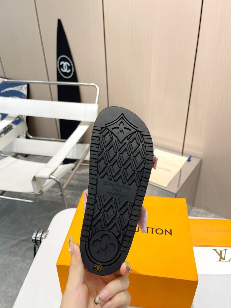 Louis Vuitton Slippers